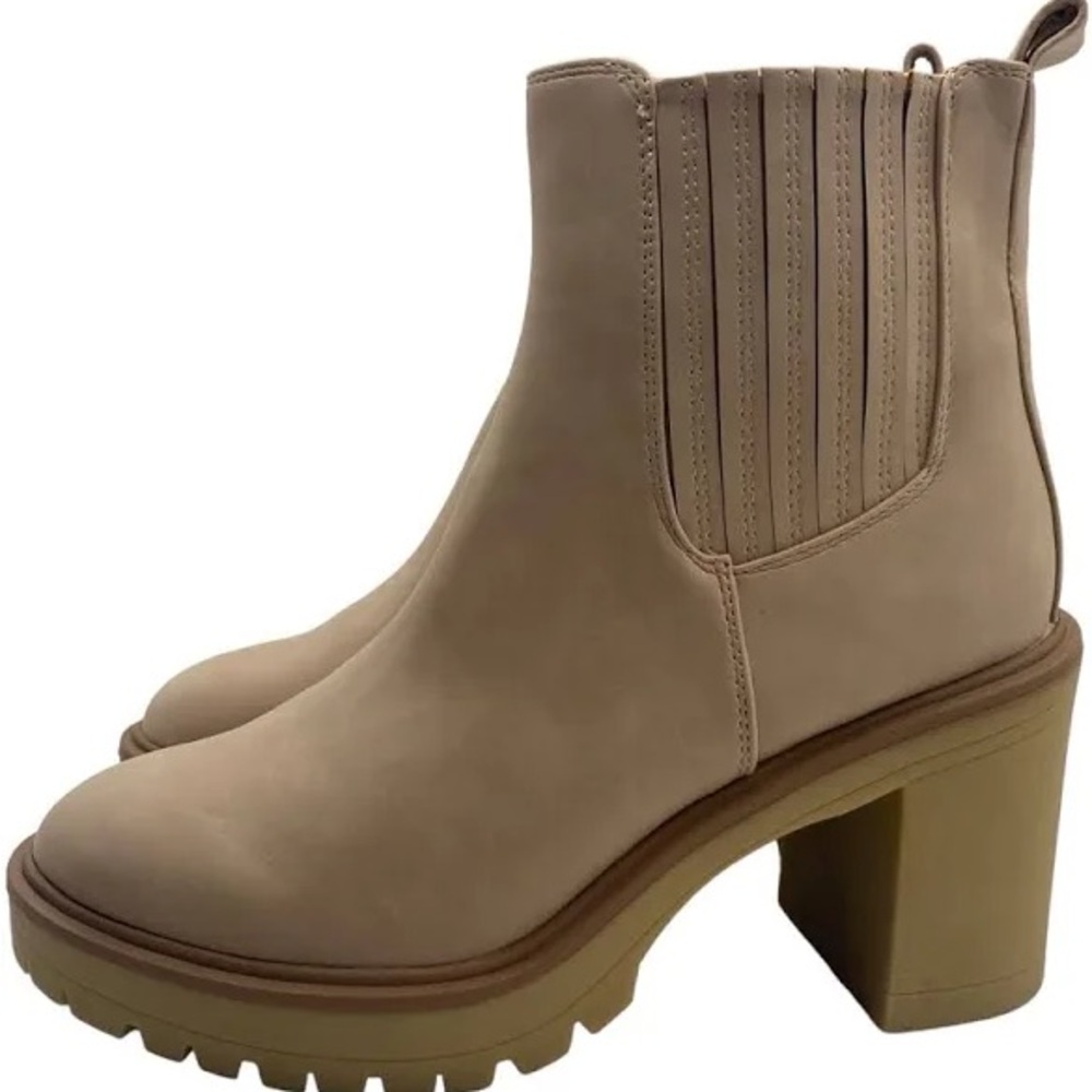 Dolce Vita Beige Chunky Heel Boots
